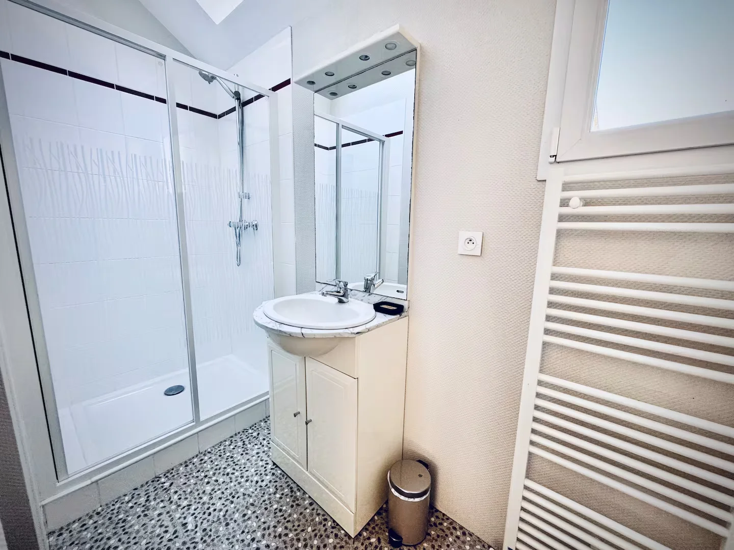 rennes-host-airbnb-conciergerie-le-jakadi-maison-ville-2-chambres-centre-ville-7