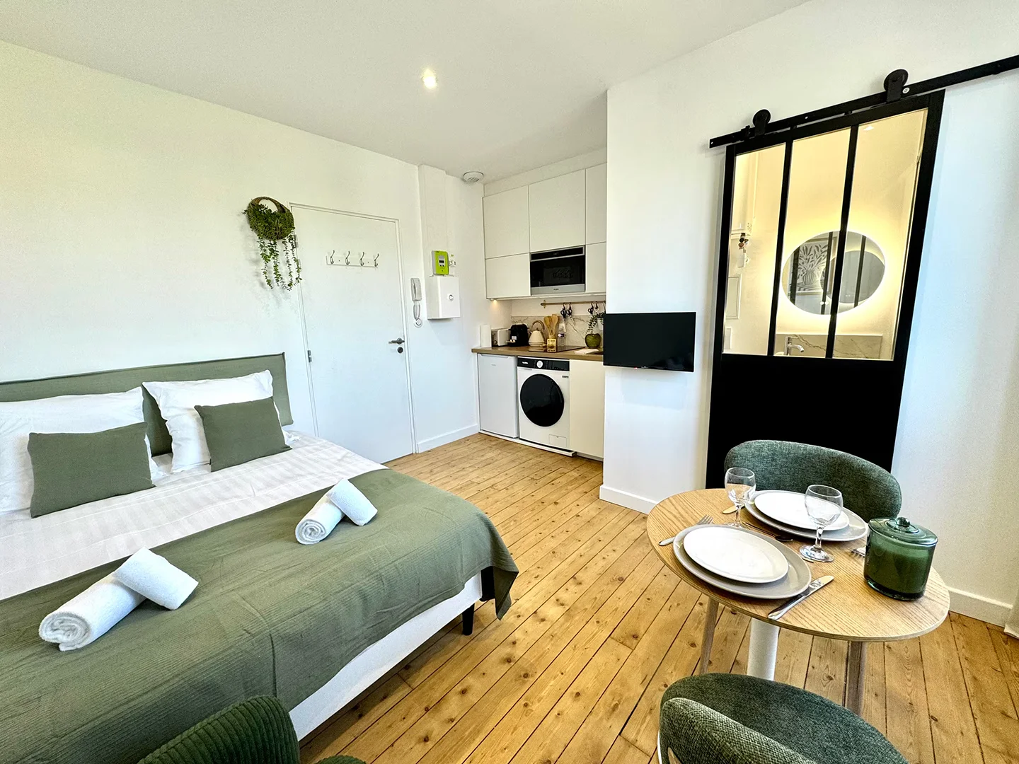 rennes-host-airbnb-conciergerie-l-olivio-studio-cocooning-1-chambre-rennes-quartier-mabilais-3
